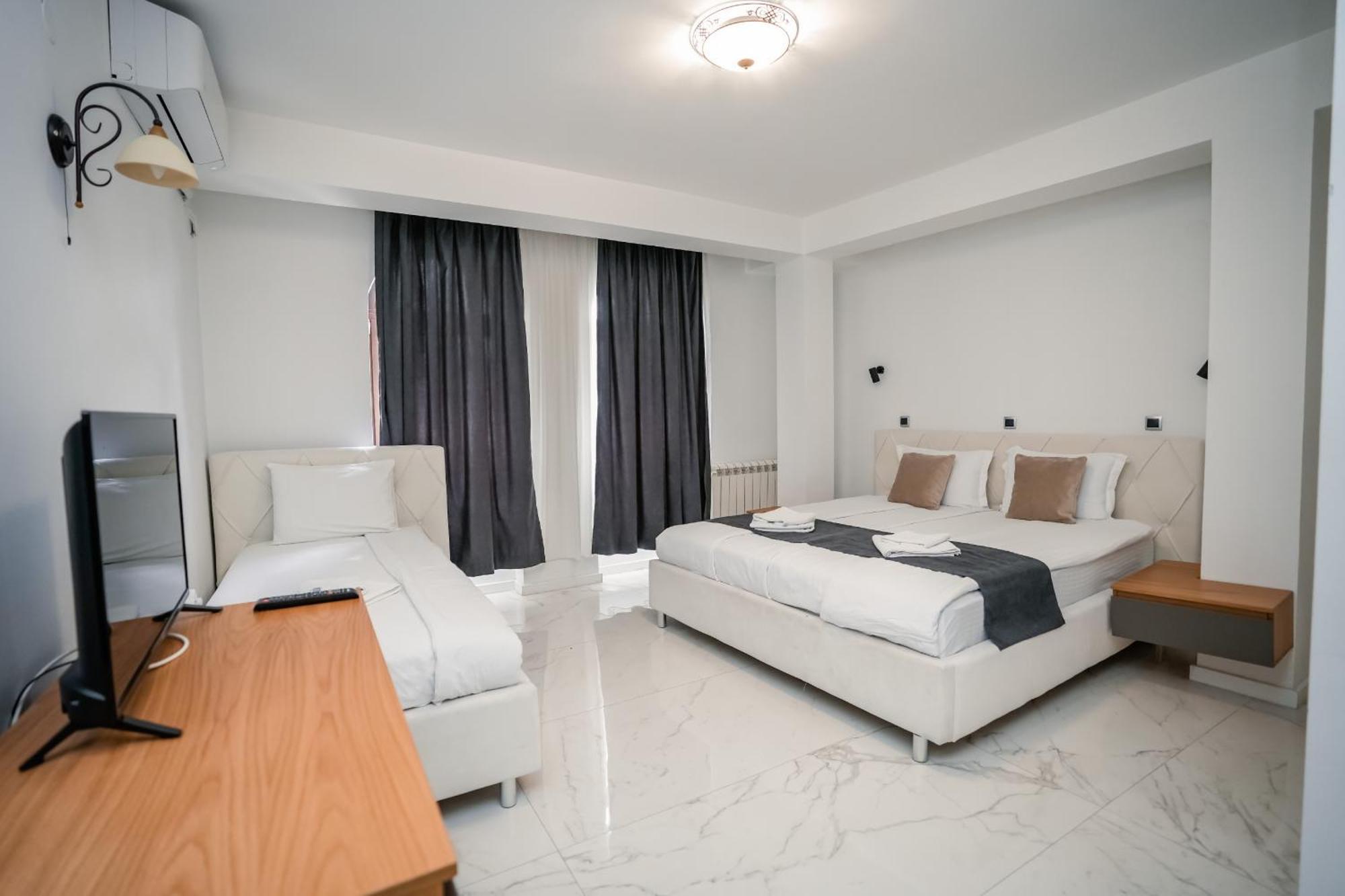 District&delago & Resturant Apartment Ohrid