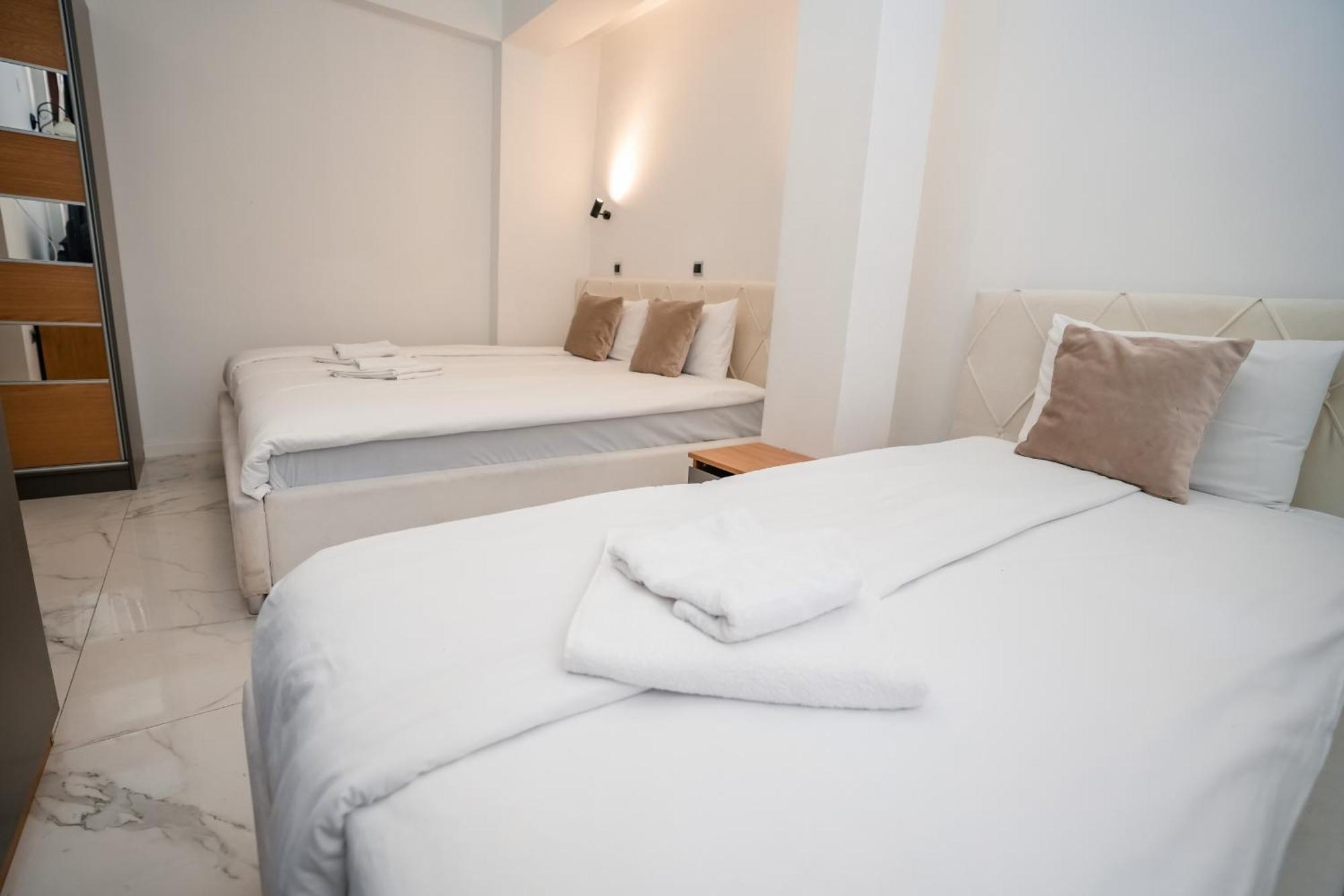 Apartment District&delago & Resturant Ohrid