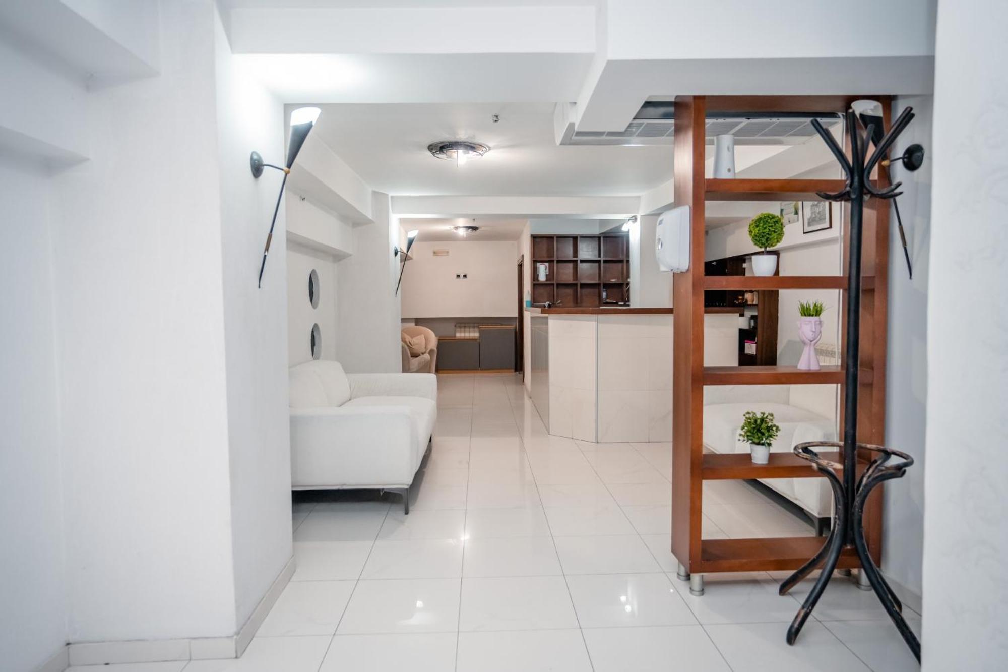 Apartment District&delago & Resturant Ohrid